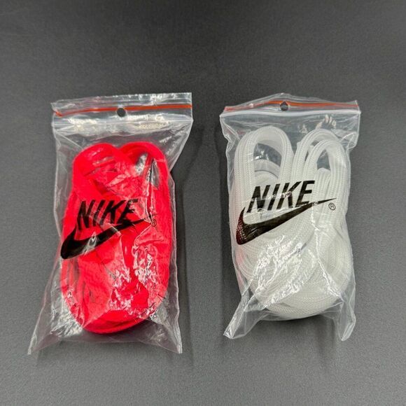 Nike x Undefeated Air Max 90 Platinum Tint - Picture 9 of 13